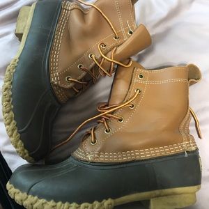 Bean boots women’s size 6M (fits size 8 foot)